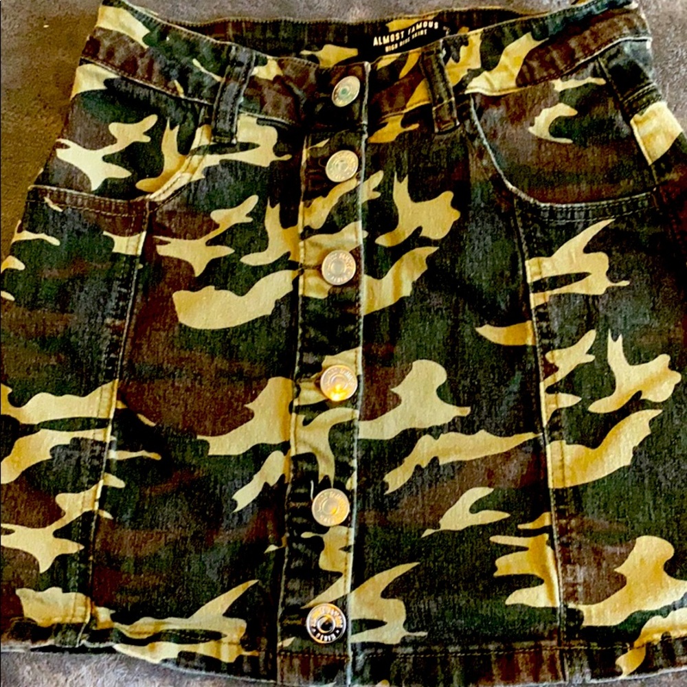 Camp mini skirt